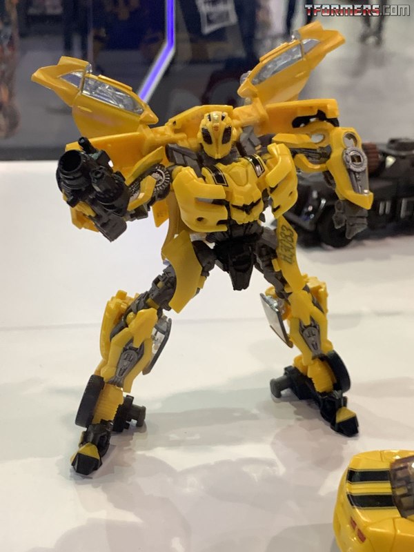 Studio Series Bumblebee, Hot Rod, Soundwave, Arcee, Chormia, Elita 1 Images From Unboxing Toy Convention 2019  (5 of 8)